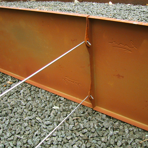 Tvärstag för odlingslådor och balkonglådor