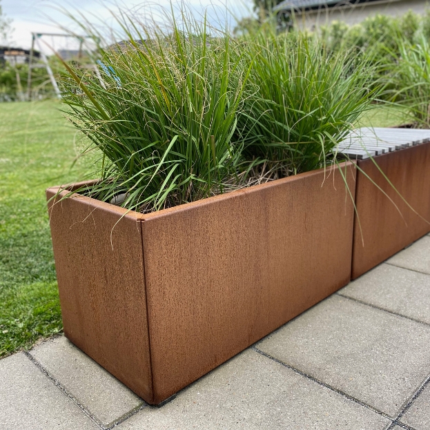 Land Modern Højbed i corten rust