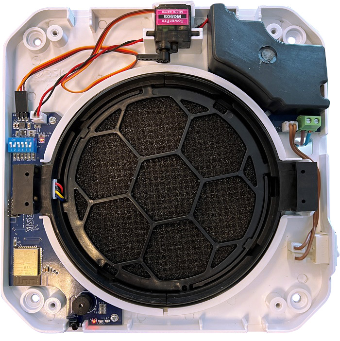 Motherboard i et vægbeslag til  ZEPHYR