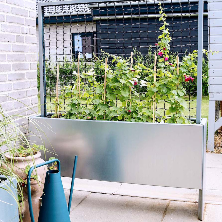 Spaljé med blomloda till balkonen