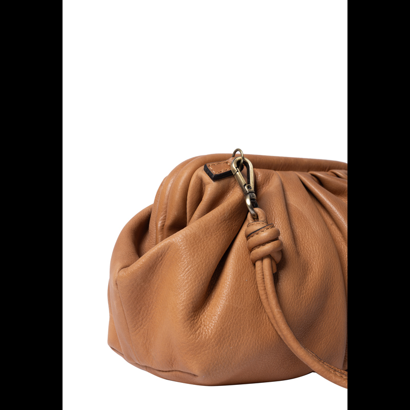 RE:DESIGNED Crossbody Noha Big Cognac 6
