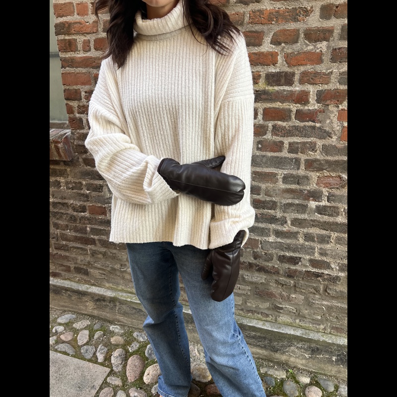 Aura Vantar Moritz M. Brun Str M 2
