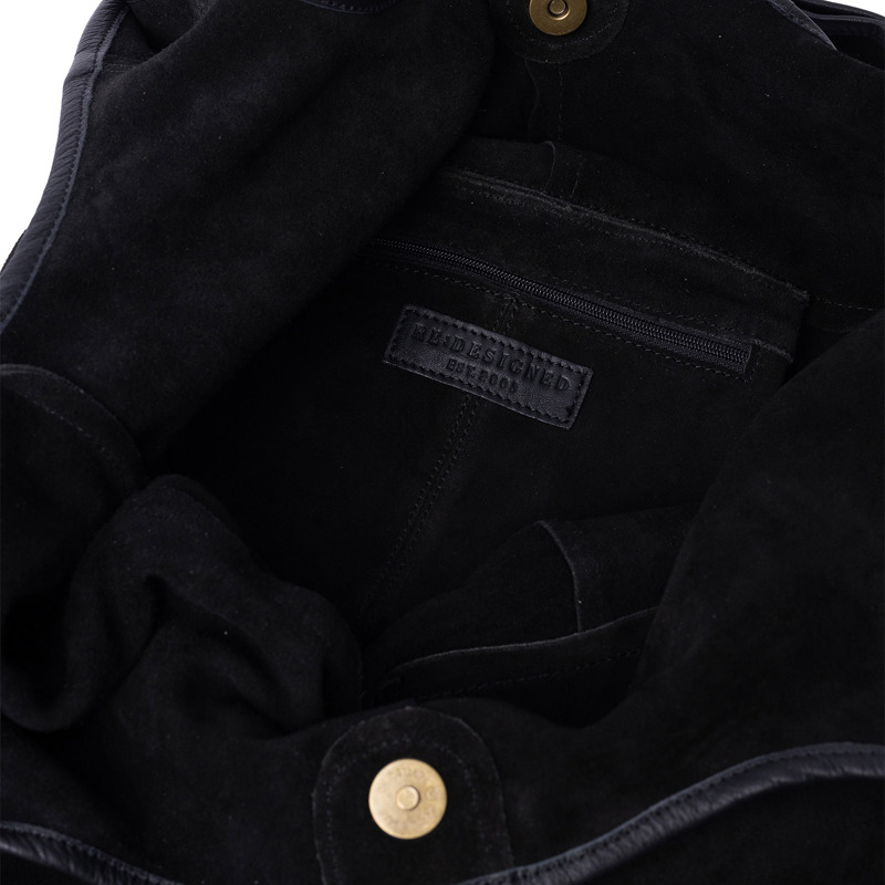RE:DESIGNED Shopper Lyra Suede Sort 6