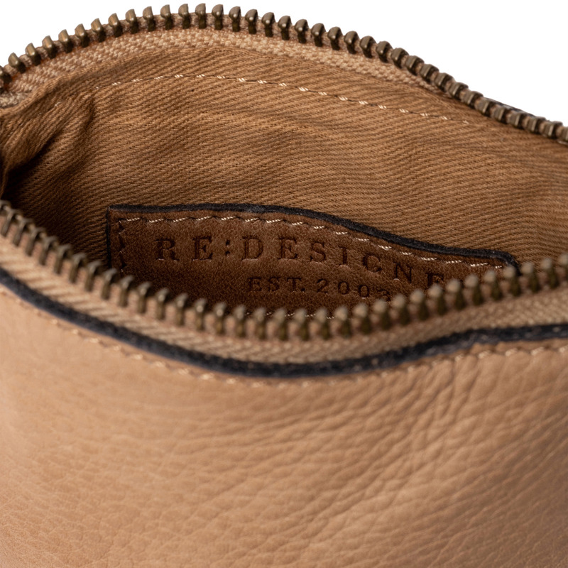 RE:DESIGNED Mobilväska Fillis Mini Taupe 6