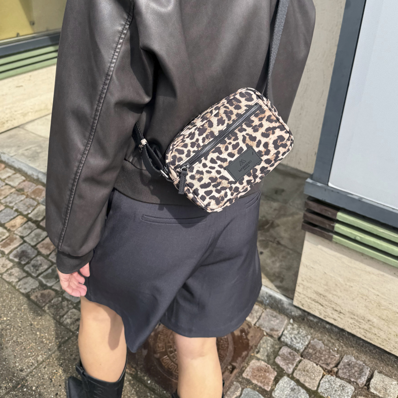 MARKBERG Crossbody Block Leopard 8
