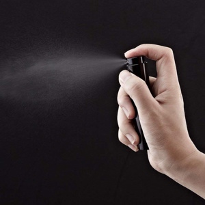 UNIQ Rejsesprayflaske parfume 8ml Sort alt image