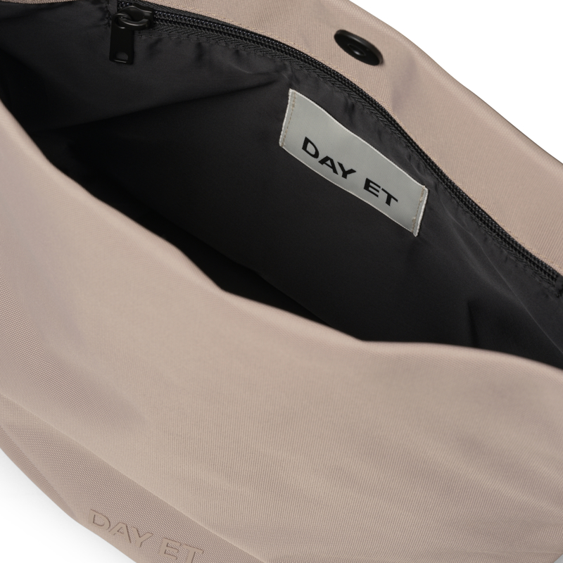 DAY ET Crossbody Day Tonal Tall Lysegrå 3