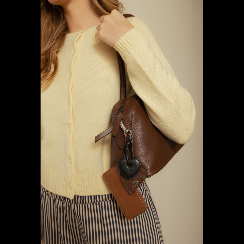 RE:DESIGNED Nøglering Nassel Cognac 2