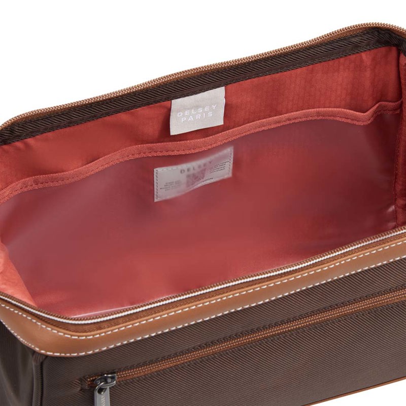 Delsey Chatelet 2.0-toilettaske Brun 7