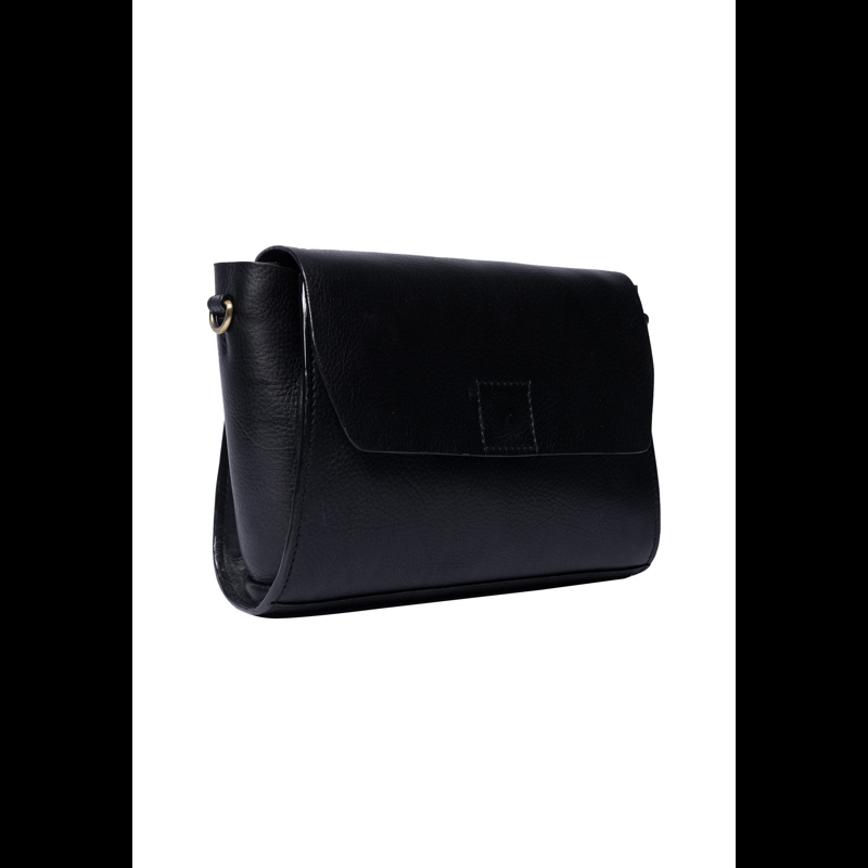 RE:DESIGNED Crossbody Nana Svart 2