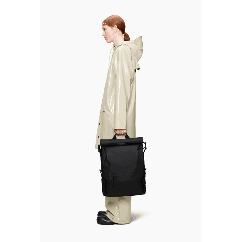 RAINS Ryggsäck Trail Mountaineer R.  Svart 16" 5