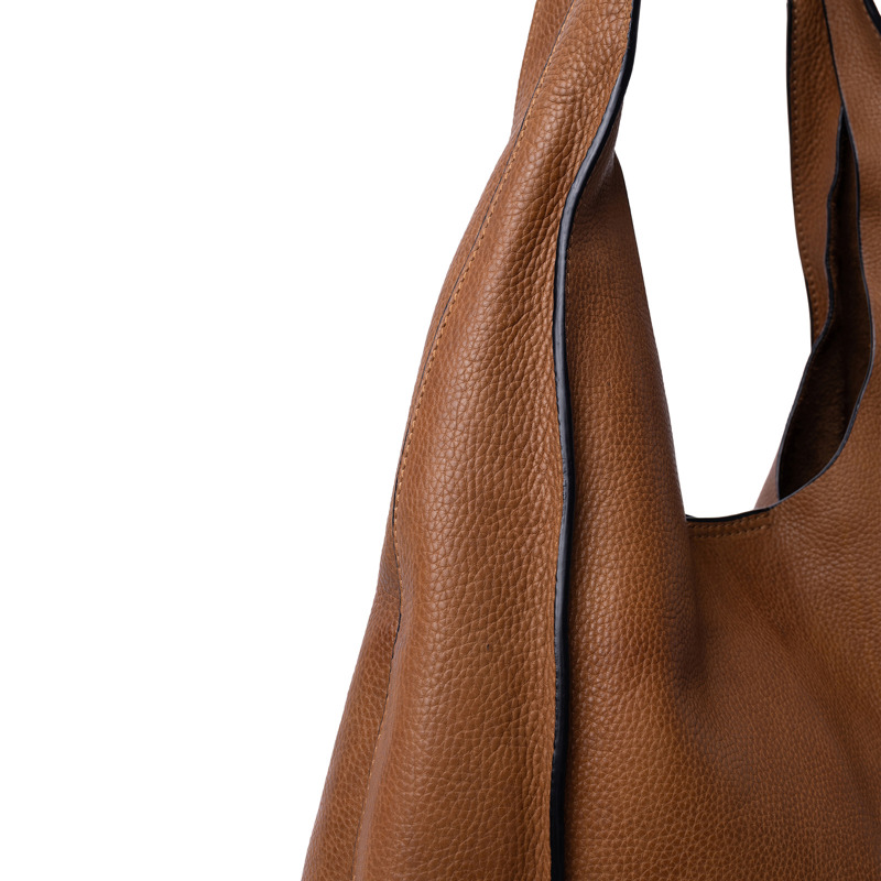 RE:DESIGNED Skuldertaske Siv Big M. Brun 4