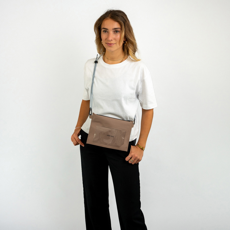 Johnny Urban Crossbody Alfie Sand 2