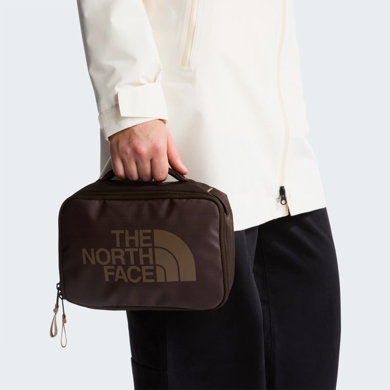 The North Face Toilettaske Base Camp Voyager M. Brun 2