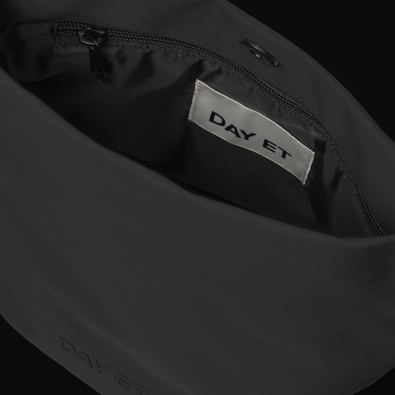 DAY ET Crossbody Day Tonal Tall S Svart 3