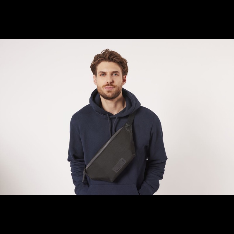 Jost Bumbag TALLINN  Sort 2