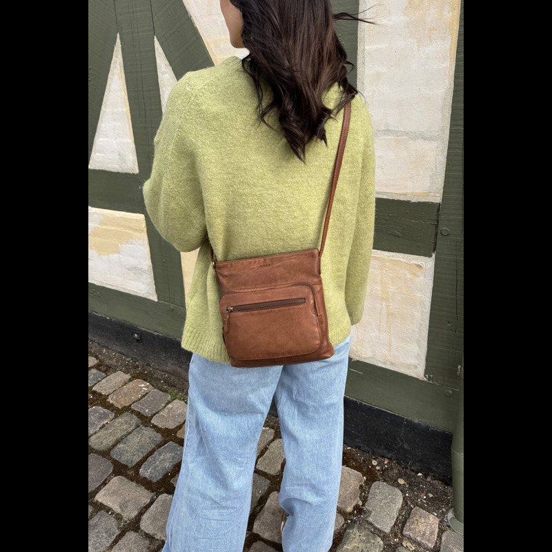 Aura Crossbody Havanna Konjak 2