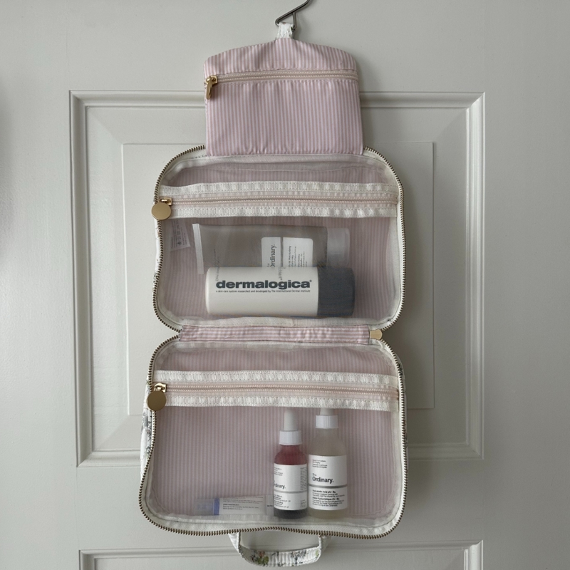 Conmé Toilettaske quilt Emma Blomster Print 7