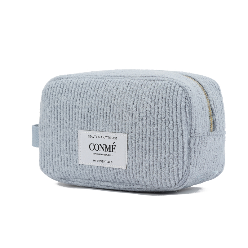 Conmé Toilettaske Elise lille Dusty lys blå 2