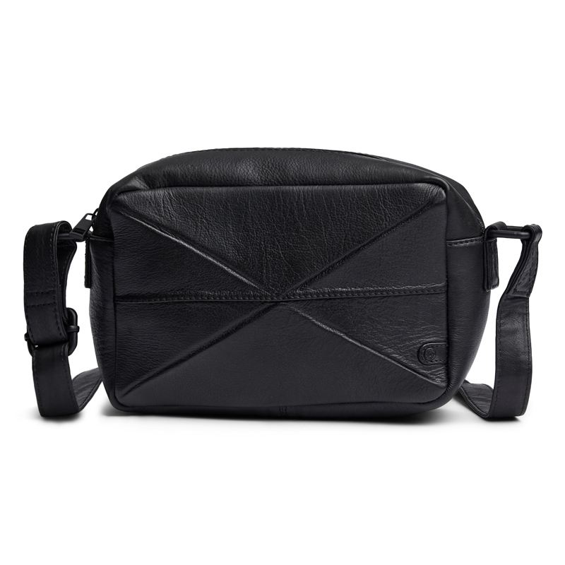 Depeche Crossbody Svart 1