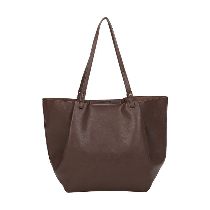Conmé Shopper Leonora Brun 2