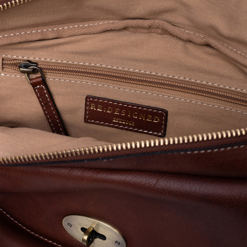 RE:DESIGNED Midjeväska Saya Bumbag Konjak 6