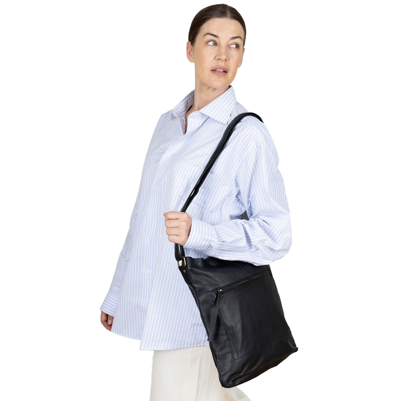 RE:DESIGNED Crossbody Storslet Urban Sort 2