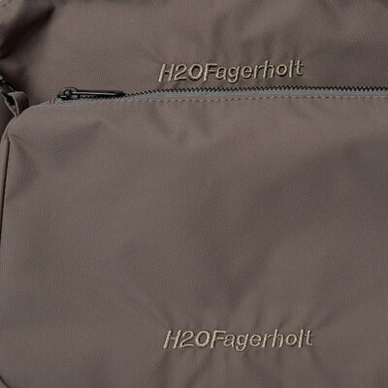 H2OFagerholt Crossbody Friday Bag M. Grå 3