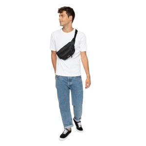 Eastpak Midjeväska Doggy Bag Svart alt image