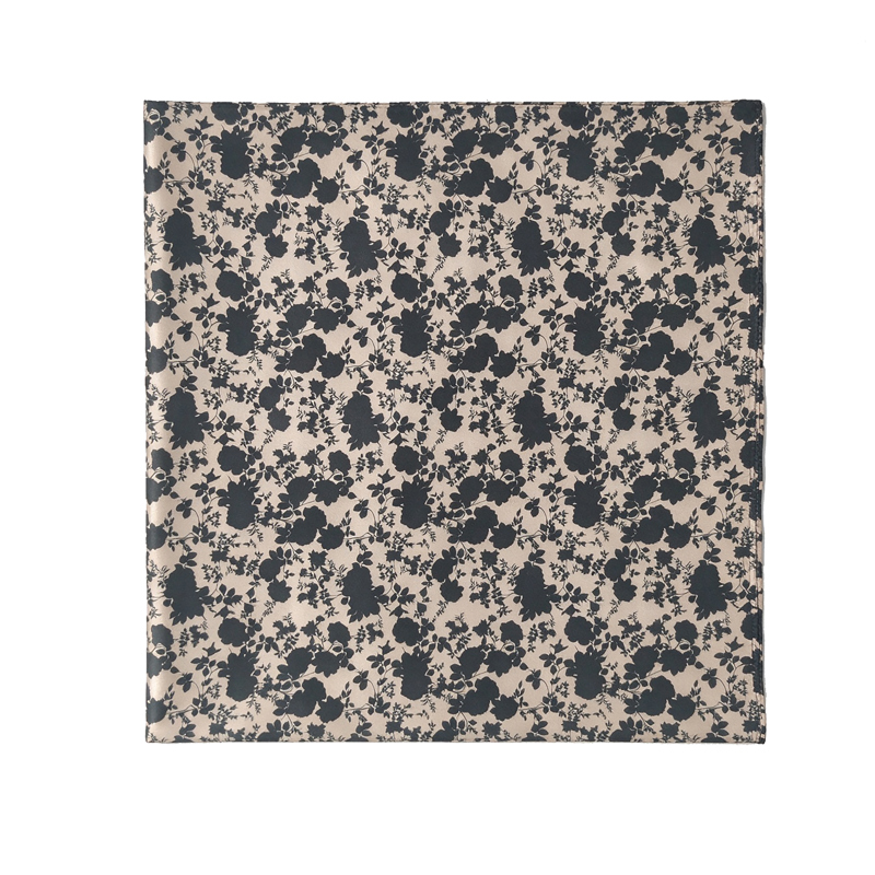 Conmé Tørklæde Emma Sort/Beige 6
