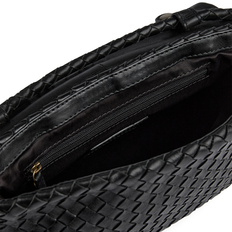 Depeche Clutch Svart 4