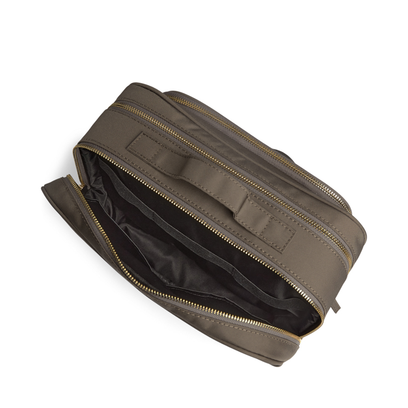 MARKBERG Toilettaske Guard Taupe 11