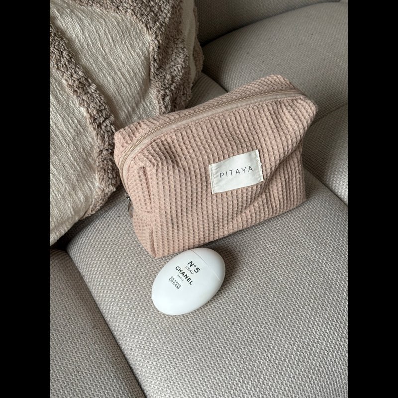 PITAYA Necessär Waffle Medium Beige 1