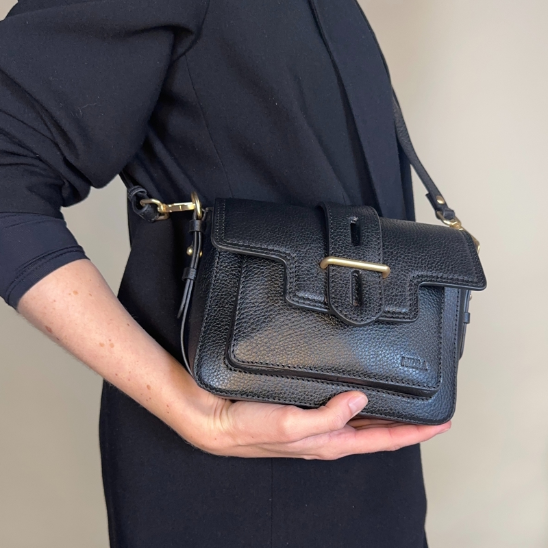 HERA Crossbody Laura Svart 8