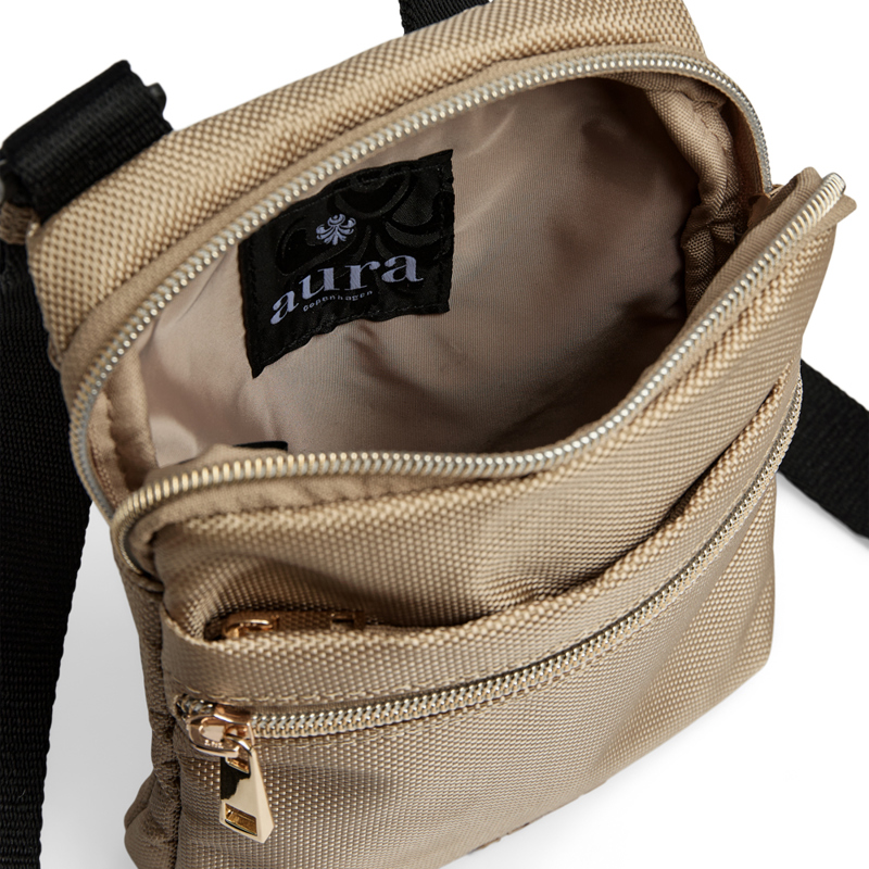 Aura Crossbody Ontario Recycled Karamell 6