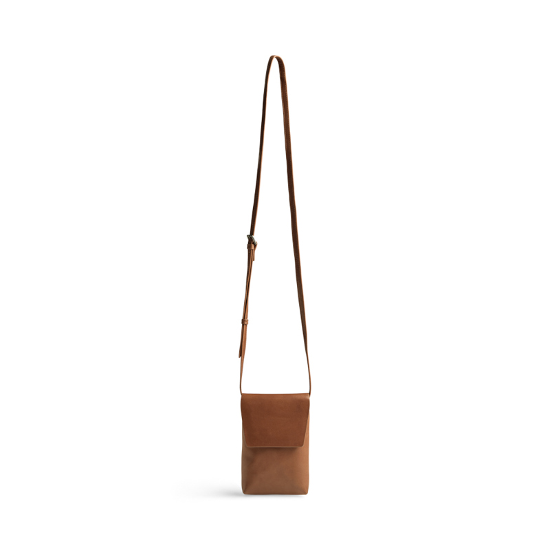 MARKBERG Mobiltaske Ravea Antique Kastanje 7