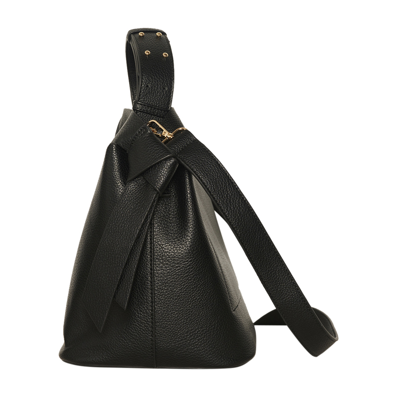 Noella Crossbody Anna Bucket Svart 4