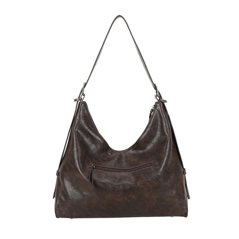Ulrika Axelväska Hobo Ulrika M. Brun 3