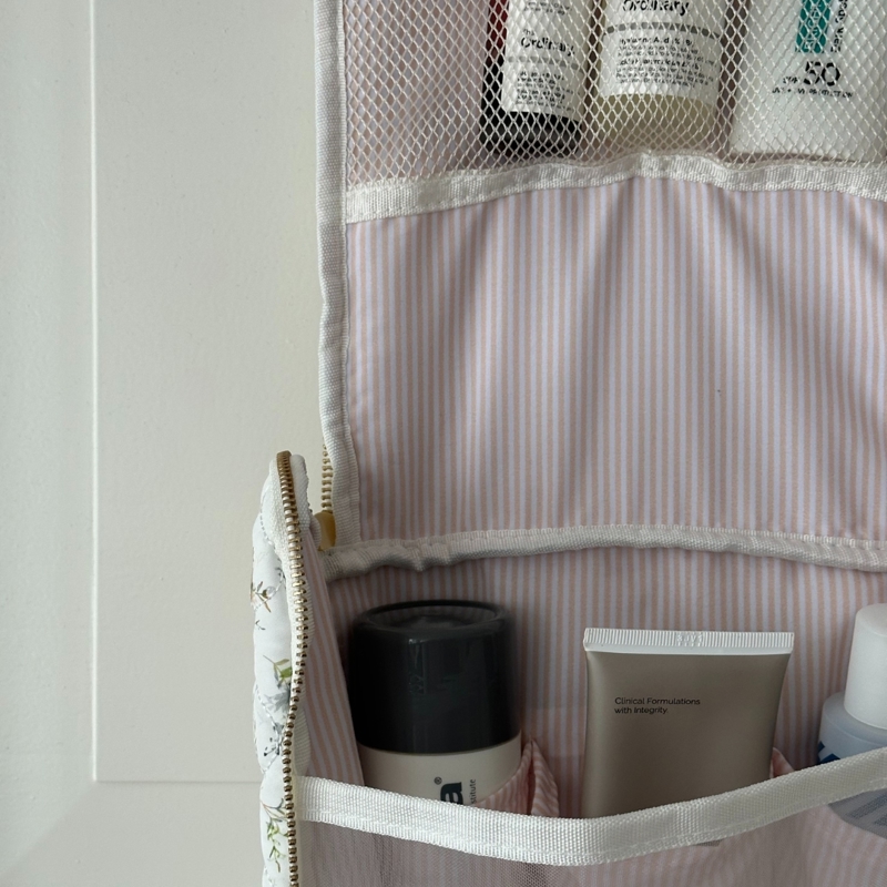 Conmé Toilettaske quilt Emma Blomster Print 8