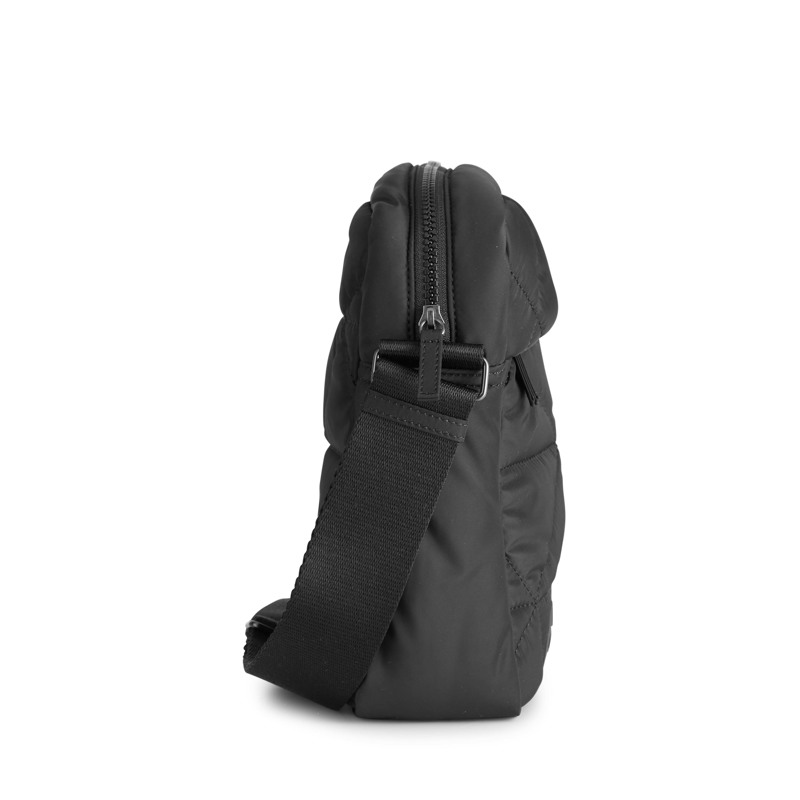 MARKBERG Crossbody Clover Diamond Puf Svart/Svart 3