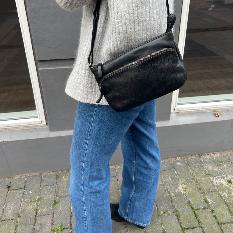 Aura Crossbody Lombok  Sort 2