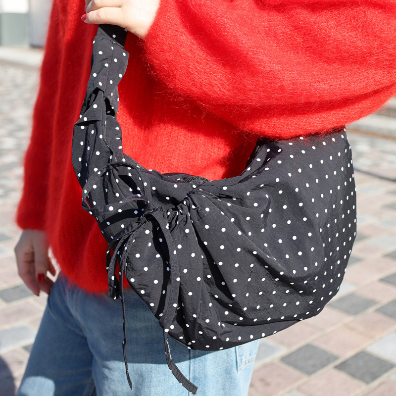 By Stær Crossbody Nynne Svart 2