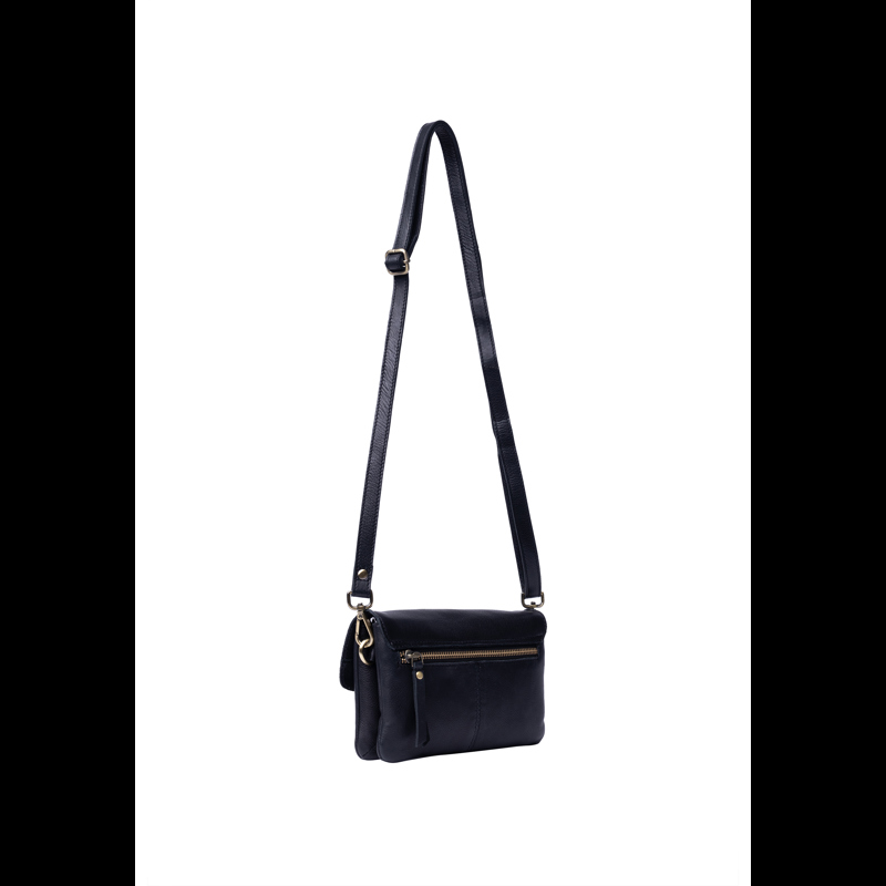RE:DESIGNED Clutch Nisha Clutch Svart 6