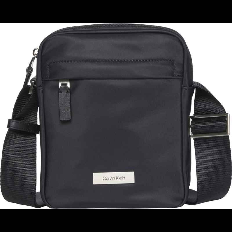 Calvin Klein Crossover Reporter Svart 1