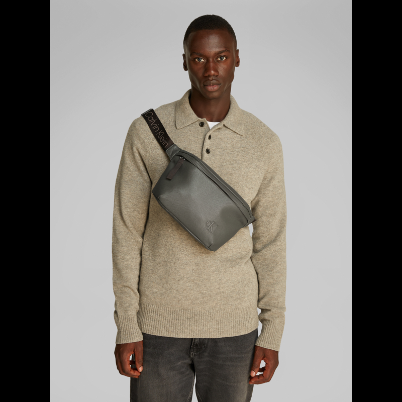 Calvin Klein Midjeväska CKJ Cargo Grå 2
