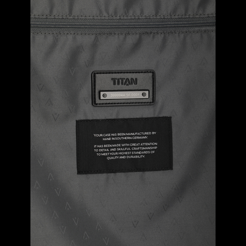Titan Resväska Eternity Silver 69 Cm 10