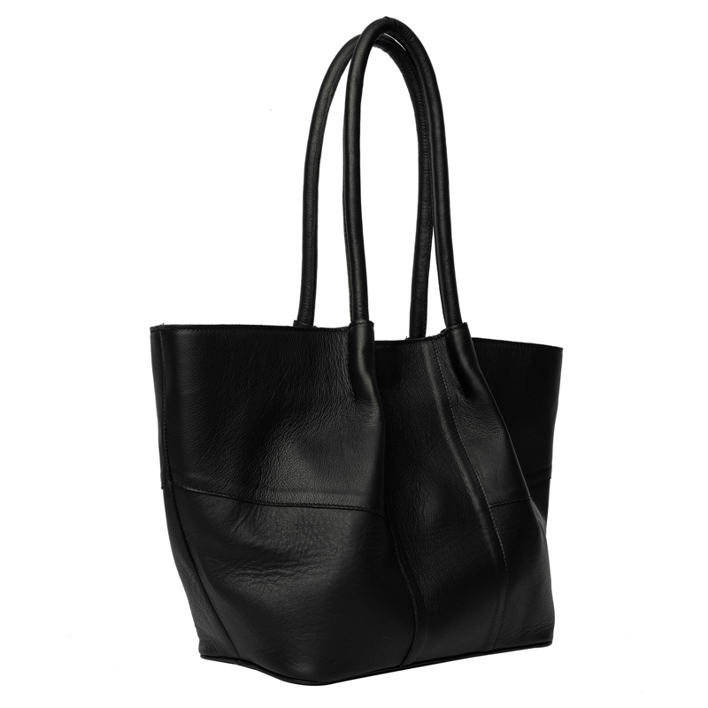 RE:DESIGNED Axelväska Mane Small Svart 5