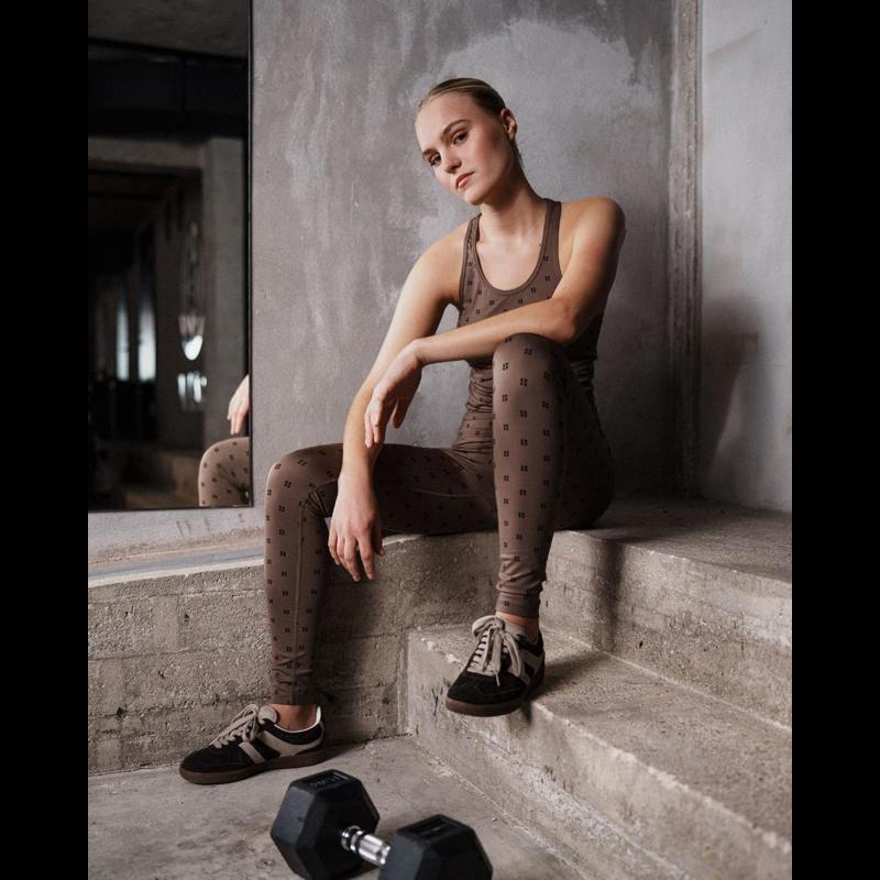 Sofie Schnoor Träningstights AvalinaSW Brun Str XL 2