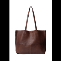 RE:DESIGNED Shopper Marlo Urban M. Brun 1