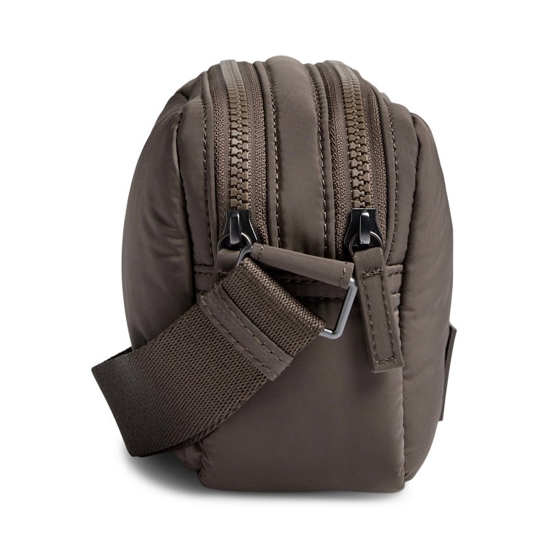MARKBERG Crossbody Less Recycle Svamp 3